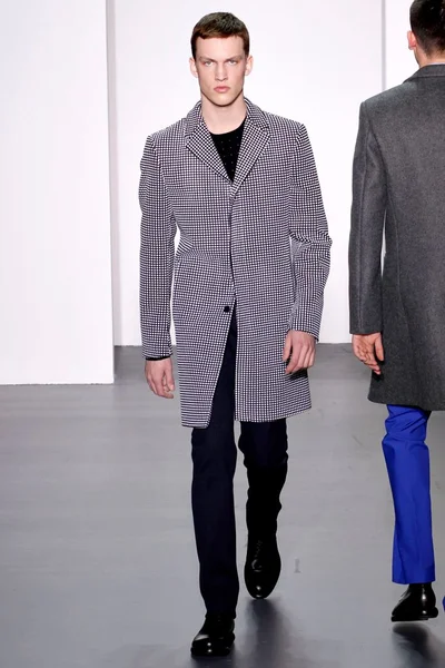 Look 33